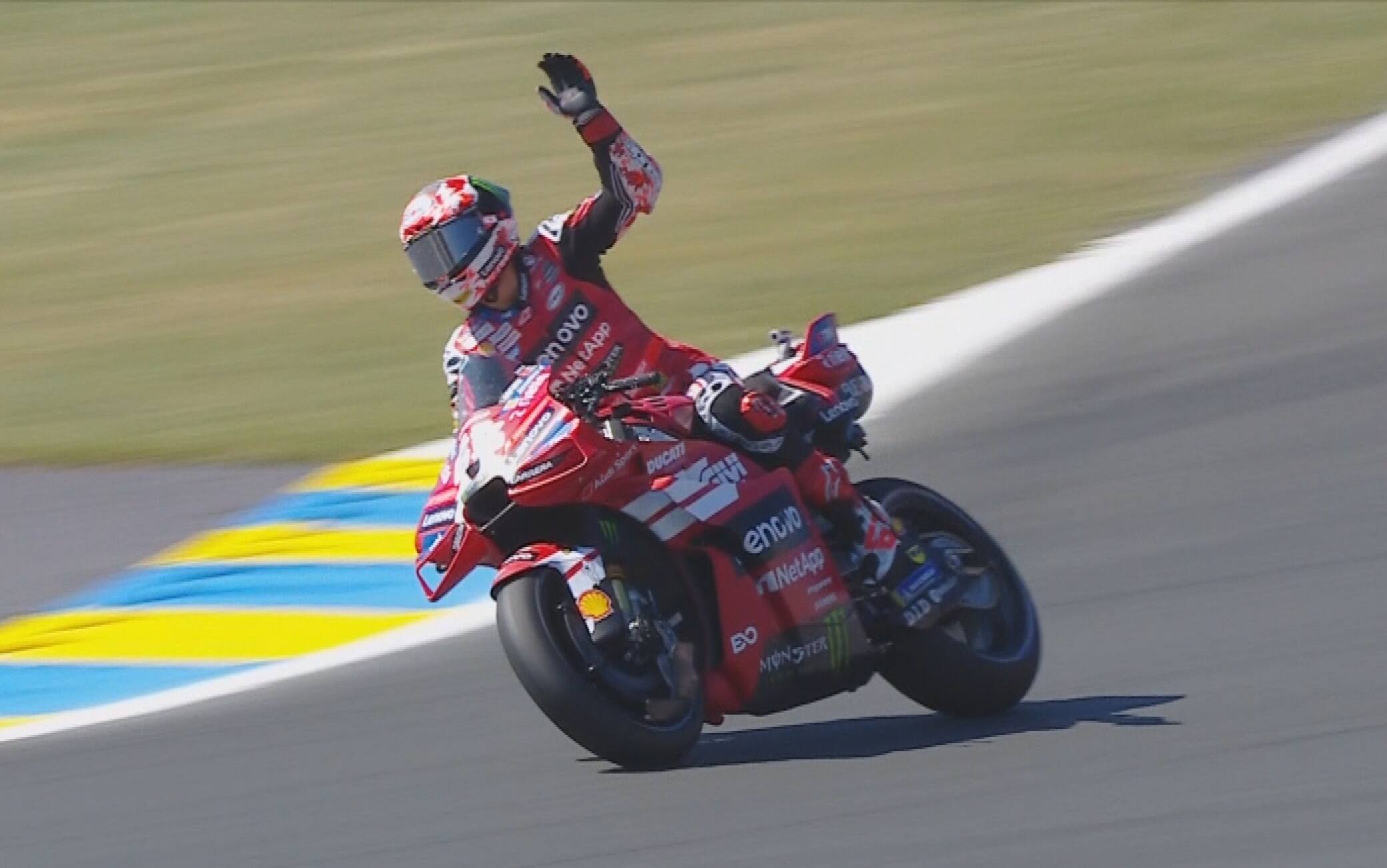 Bagnaia, il giro della pole a Le Mans col commento di Meda e Sanchini. VIDEO