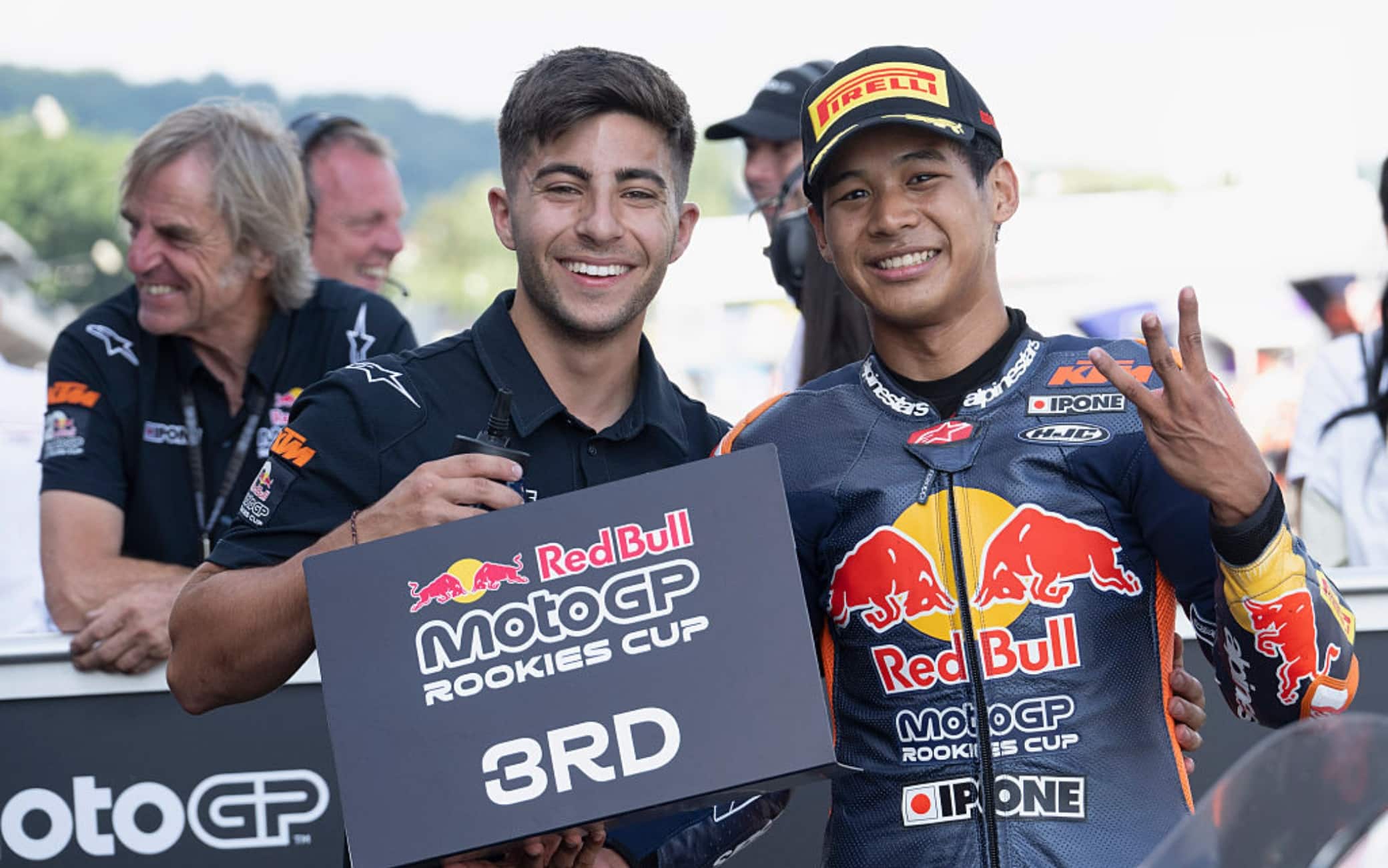 Moto3, Snipers prende Singhapong fino a fine 2026. Prende il posto di Carraro