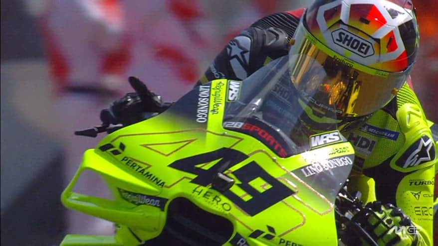 Diggia domina il venerdì del Mugello, 4 italiani in testa
