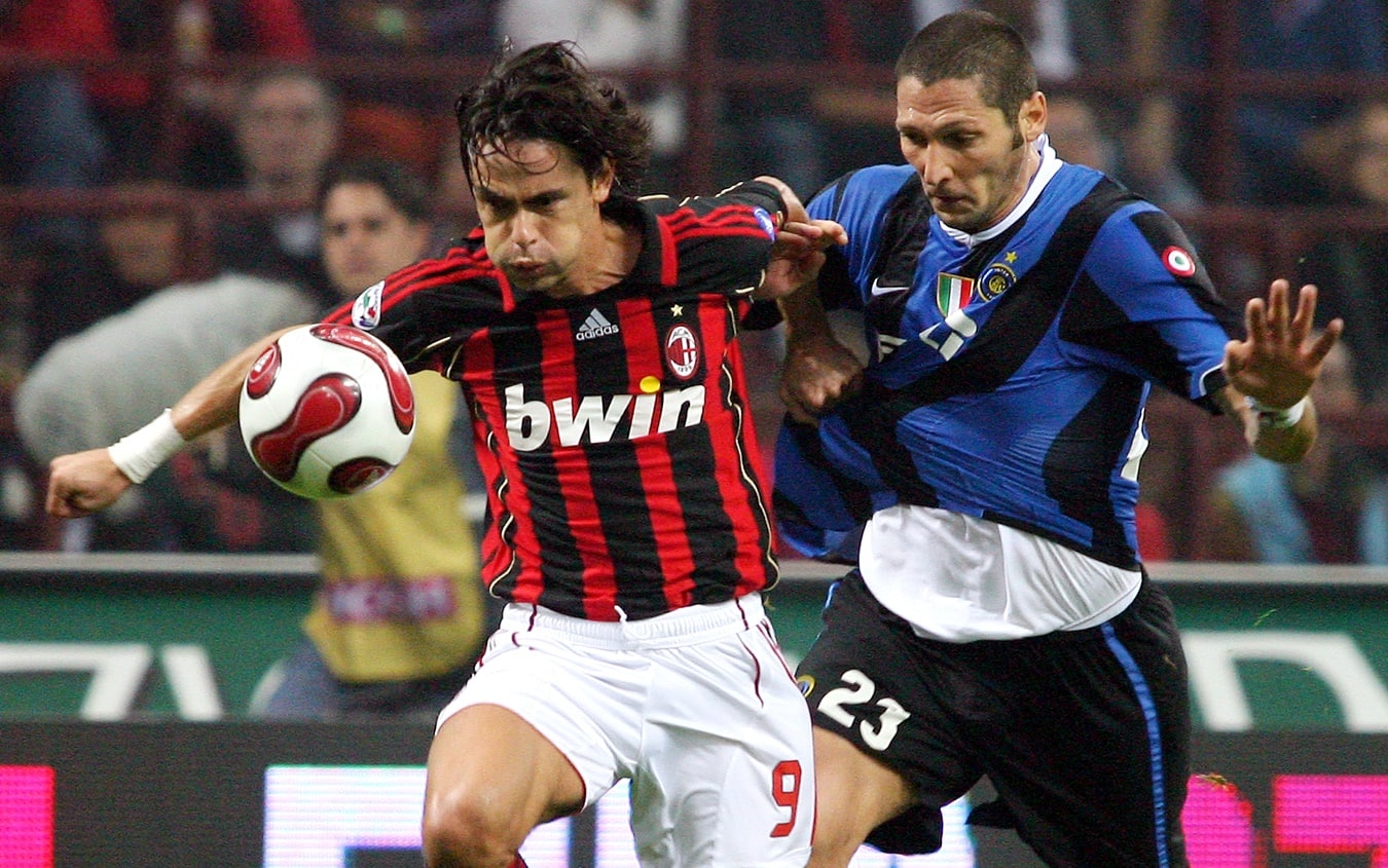 Inzaghi e Materazzi durante un derby di Milano