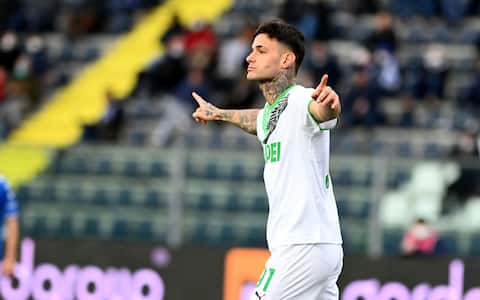 Sassuolo's Foward Gianluca Scamacca  celebrates after scoring during the Italian serie A soccer match Empoli FC vs U.S. Sassuolo at Carlo Castellani Stadium in Empoli, Italy, 9 January 2022ANSA/CLAUDIO GIOVANNINI