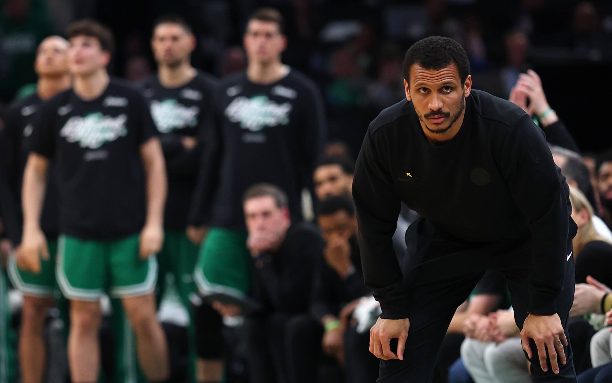 NBA, Joe Mazzulla cambia il quintetto in gara-7 senza Jayson Tatum, ma è un disastro