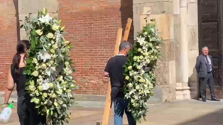 Funerali Mazzola, due corone di fiori dalla Fifa e Infantino