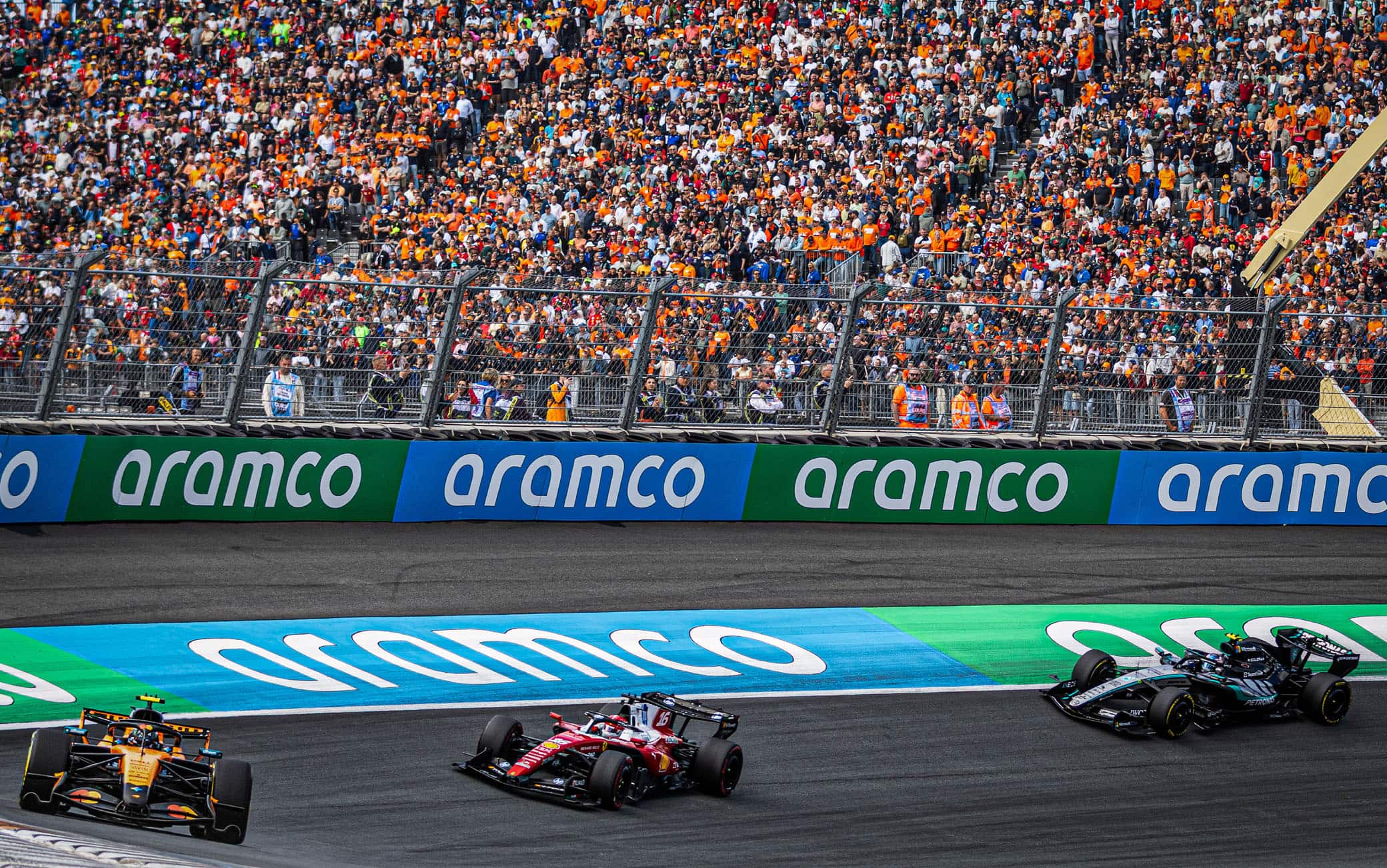 McLaren e Mercedes più forti in qualifica di Ferrari, ma i punti si fanno in gara