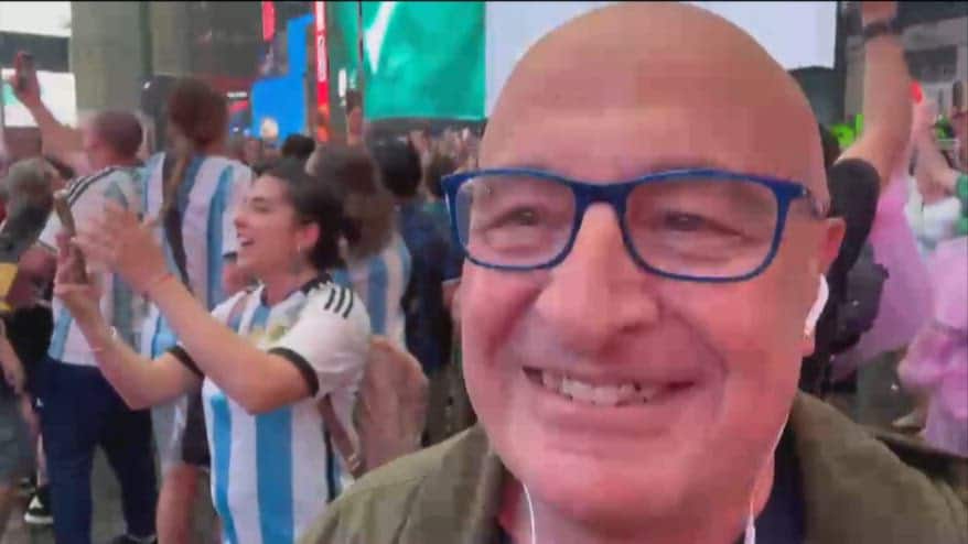 Argentina in semifinale, la festa dei tifosi a Times Square