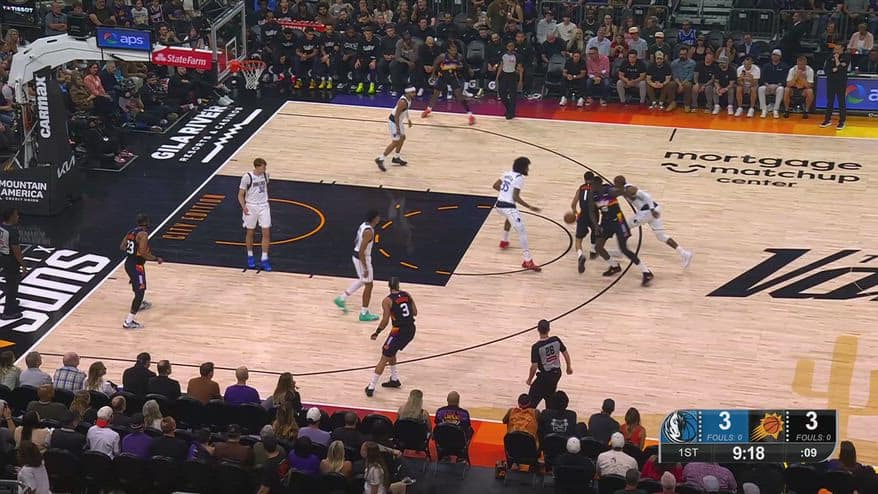 NBA, 37 punti di Devin Booker contro Dallas