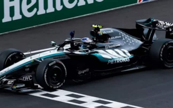 F1, Antonelli e la vittoria in Cina: il pollice alzato era una promessa e un omaggio