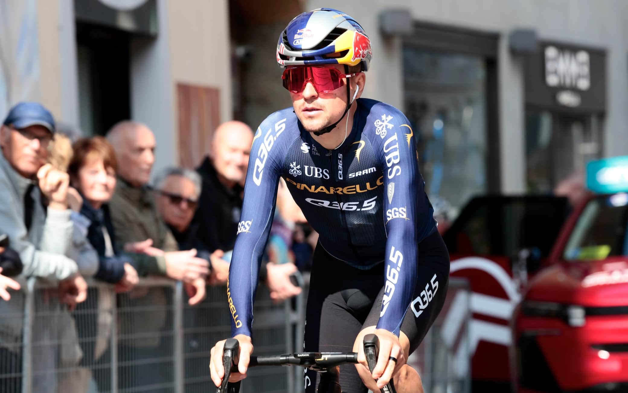 Milano-Torino 2026, vince Tom Pidcock. Giulio Pellizzari quarto