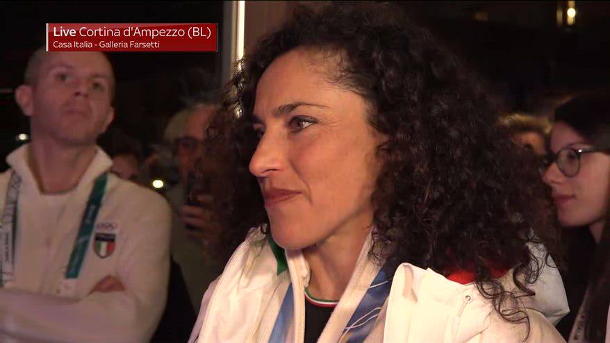 Federica Brignone a Casa Italia Cortina dopo l'oro in SuperG