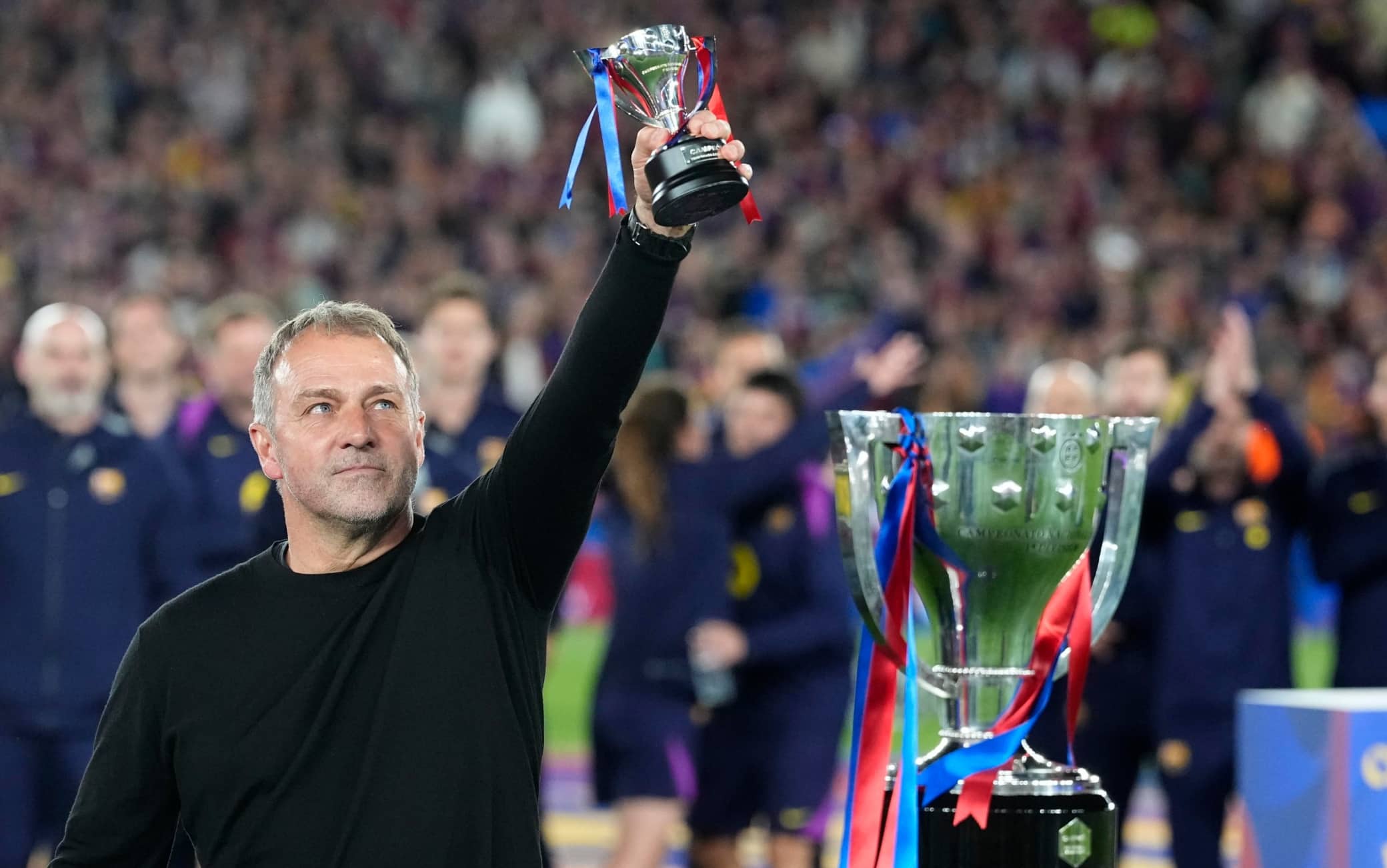 Flick e la morte del padre: "Non sapevo se dirlo alla squadra, ma il Barça è una famiglia"