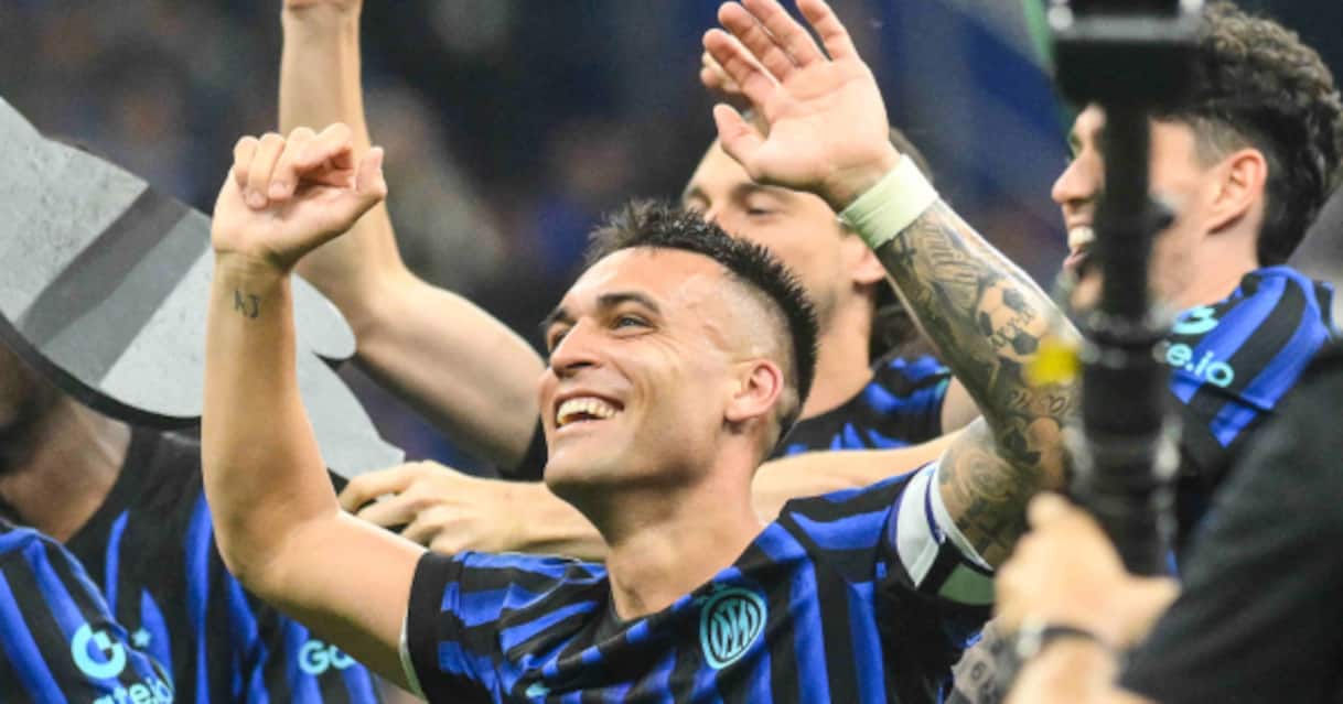https://sport.sky.it/assets/images/e2e325b5319d7941d2bb1b96662f838466a4a7c5/skysport/it/calcio/serie-a/video/2026/05/04/inter-campione-lautaro-chivu-conferenza-1095035/lautaro_festa_og.jpg?im=Resize,width=1218