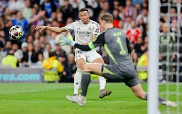 071_20260407__54A7190.jpg - 071 - Real Madrid CF v FC Bayern München - UEFA Champions League 2025/26 Quarter-Final First Leg