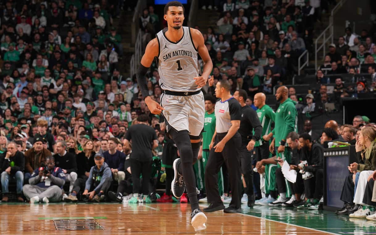 NBA Scores: Spurs Win, Clippers Advance – 2025-26 Results