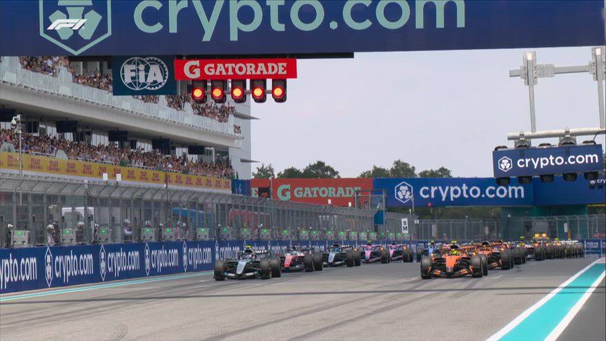 F1, la partenza e il primo giro della Sprint a Miami