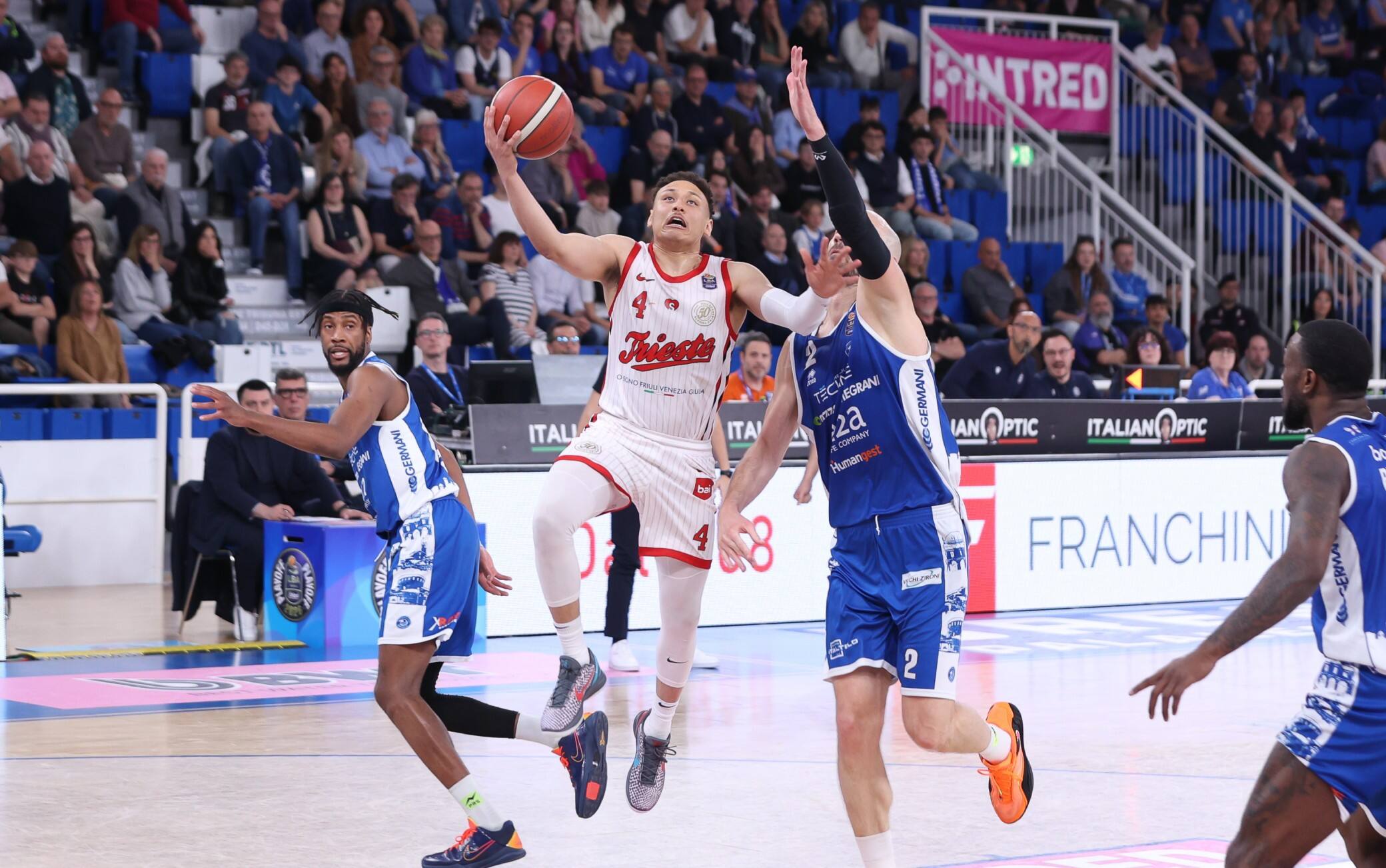 Brescia-Trieste 90-92: highlights Playoff Serie A