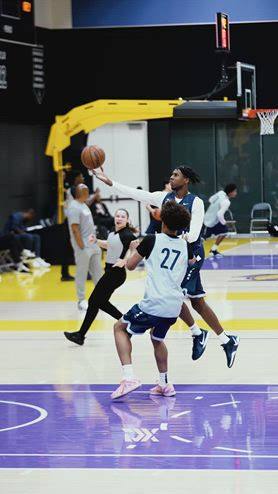 NBA, Chaickh  Niang al Basketball Without Borders