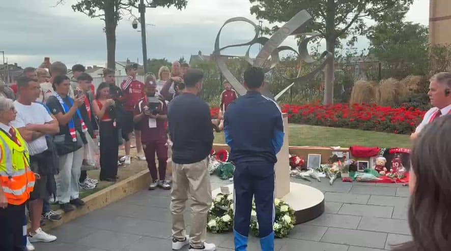 Como, il ricordo di Suwarso e Fabregas per Diogo Jota