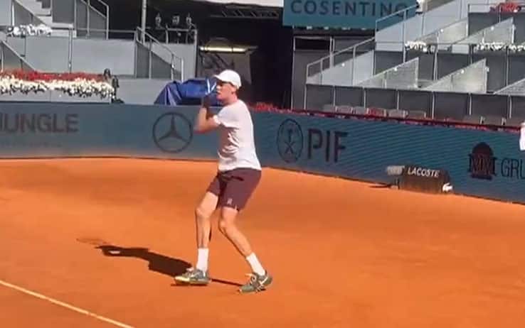 Sinner, oggi niente allenamento all'Atp Madrid: domani in campo con Cerundolo