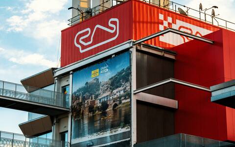 F1 2026, shakedown collettivo a Barcellona: le foto della seconda ...