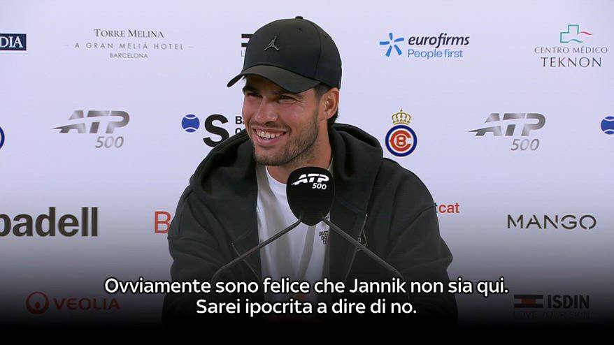 Alcaraz scherza: "Non sentirò mancanza Sinner a Barcellona"