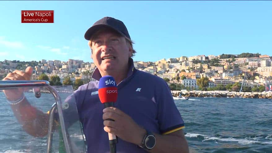Festa per Luna Rossa, vince le regate preliminari a Napoli