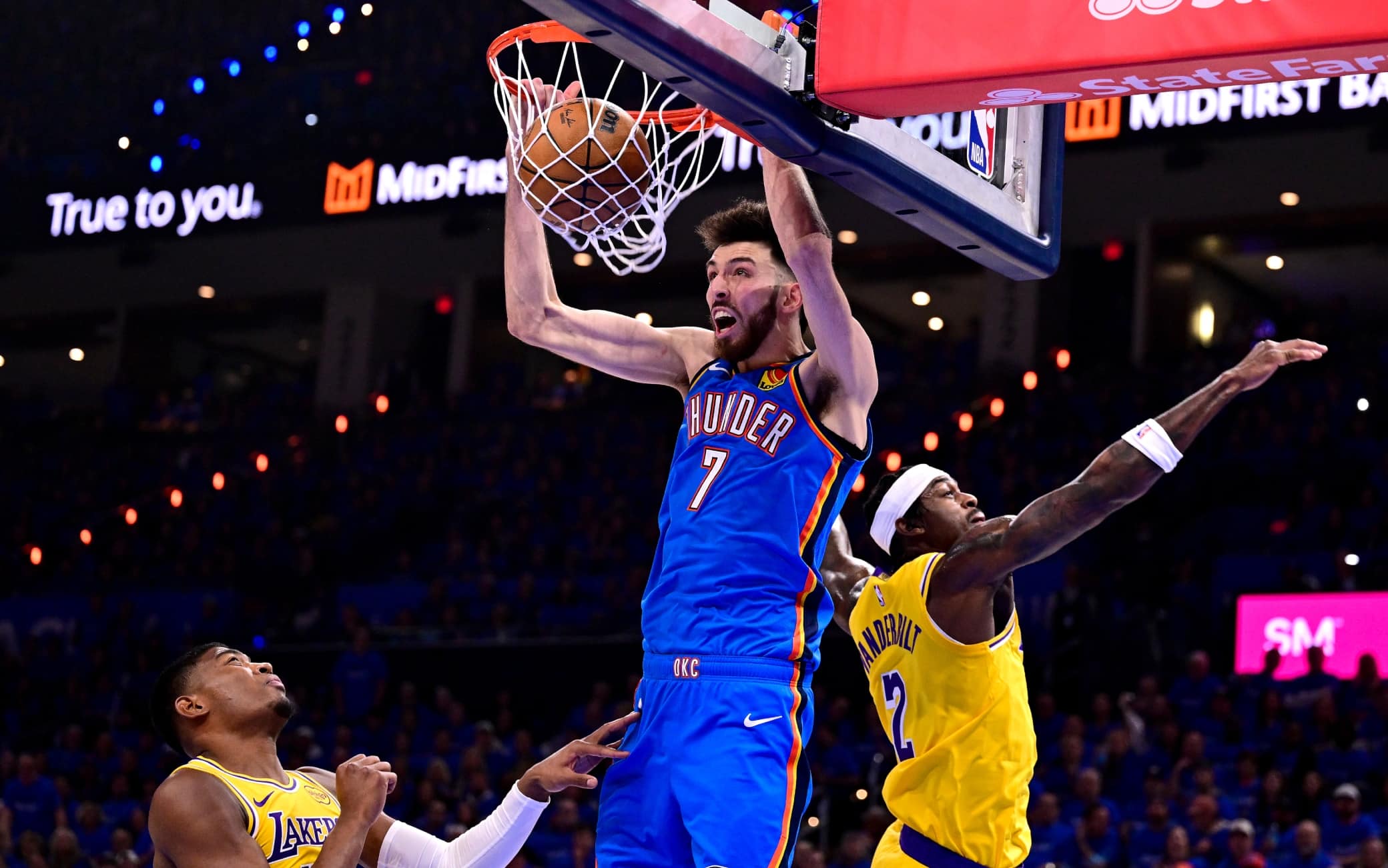 NBA, in gara-1 per OKC ci pensa Holmgren: 24 punti e 12 rimbalzi e i Lakers affondano 