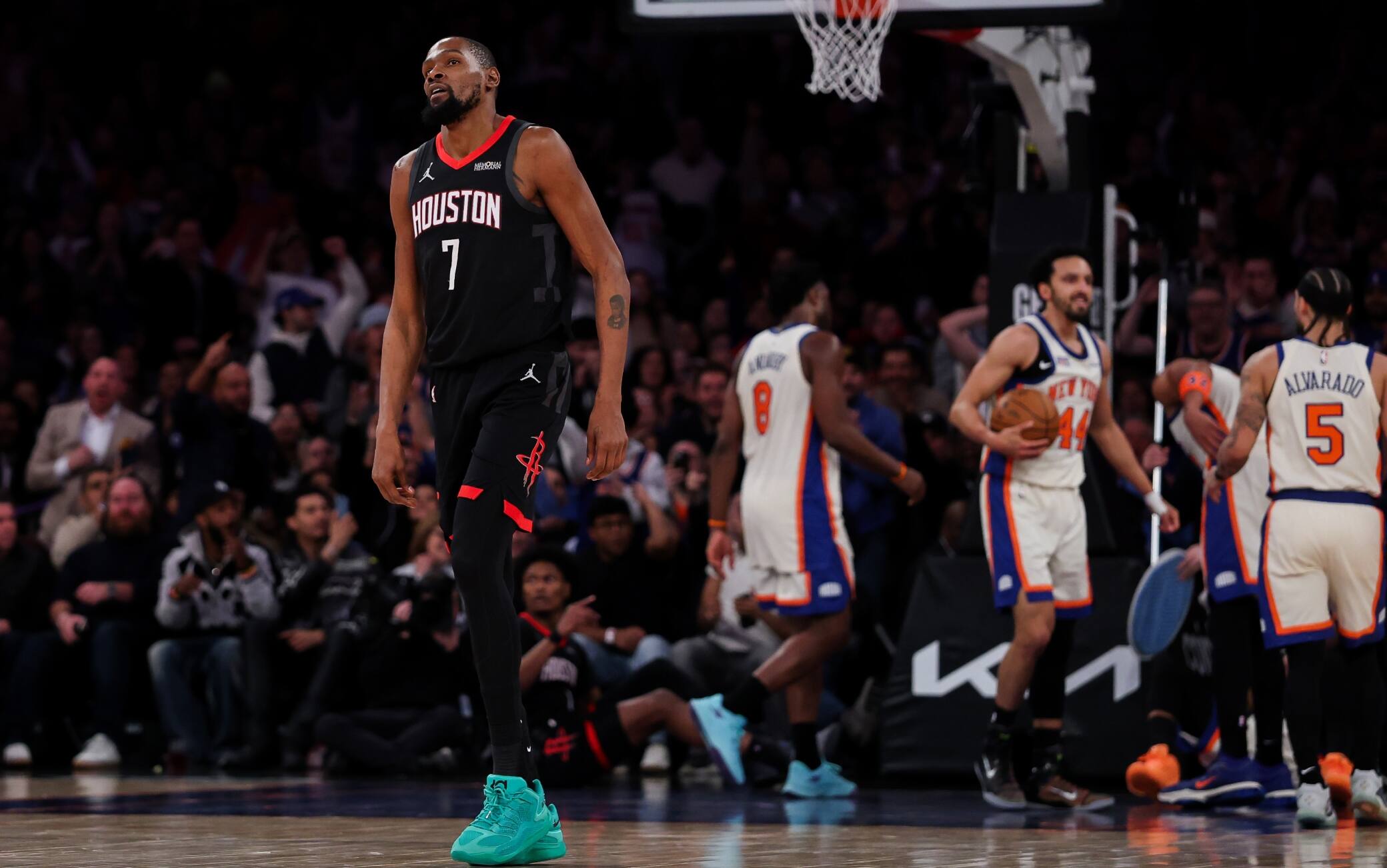 NBA, a Durant non riesce il miracolo sulla sirena: i Knicks vincono rimontando da -18