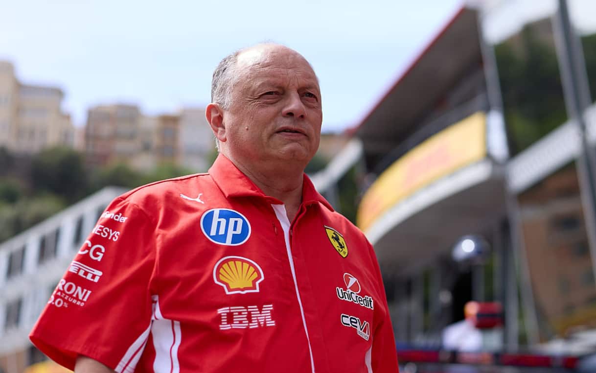 https://sport.sky.it/assets/images/e9501e8e91f43262399094cf3e3ae86ca55478d8/skysport/it/motori/formula-1/2026/06/07/f1-oggi-gp-monaco-2026-montecarlo-ultime-news/f1_getty_vasseur_ferrari_monaco_2026.jpg?im=Resize,width=1218