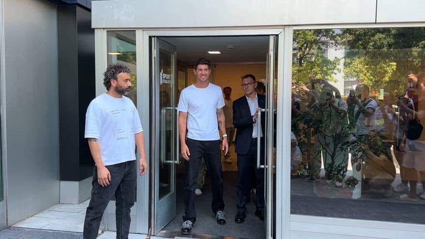 Stones-Inter, il difensore al Coni per l'idoneità sportiva
