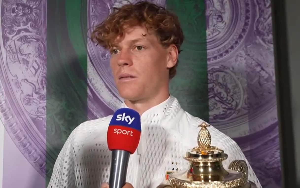 Sinner dopo il trionfo a Wimbledon: «Sto dando la mia vita per il tennis»