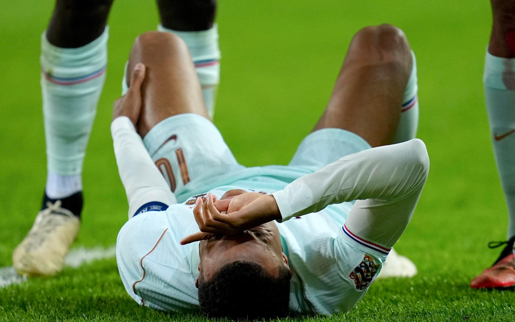 Mbappé, infortunio al ginocchio sinistro dopo il gol in Turchia-Francia