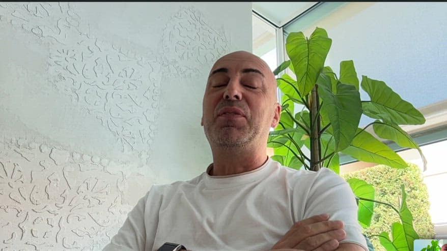 Carera: "Pogacar, vincere 5 Tour ne fanno una leggenda"