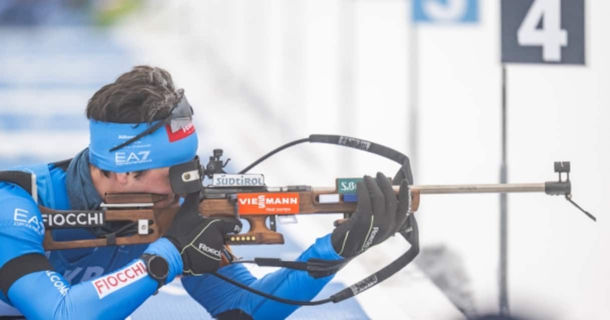 https://sport.sky.it/assets/images/eda9e1a159b1f7cfaac42468faa313e84832deb8/skysport/it/altri-sport/sci/2026/01/10/biathlon-giacomel-oberhof-inseguimento-risultato-pettorale-giallo/giacomel2_getty.jpg?im=Resize,width=1218
