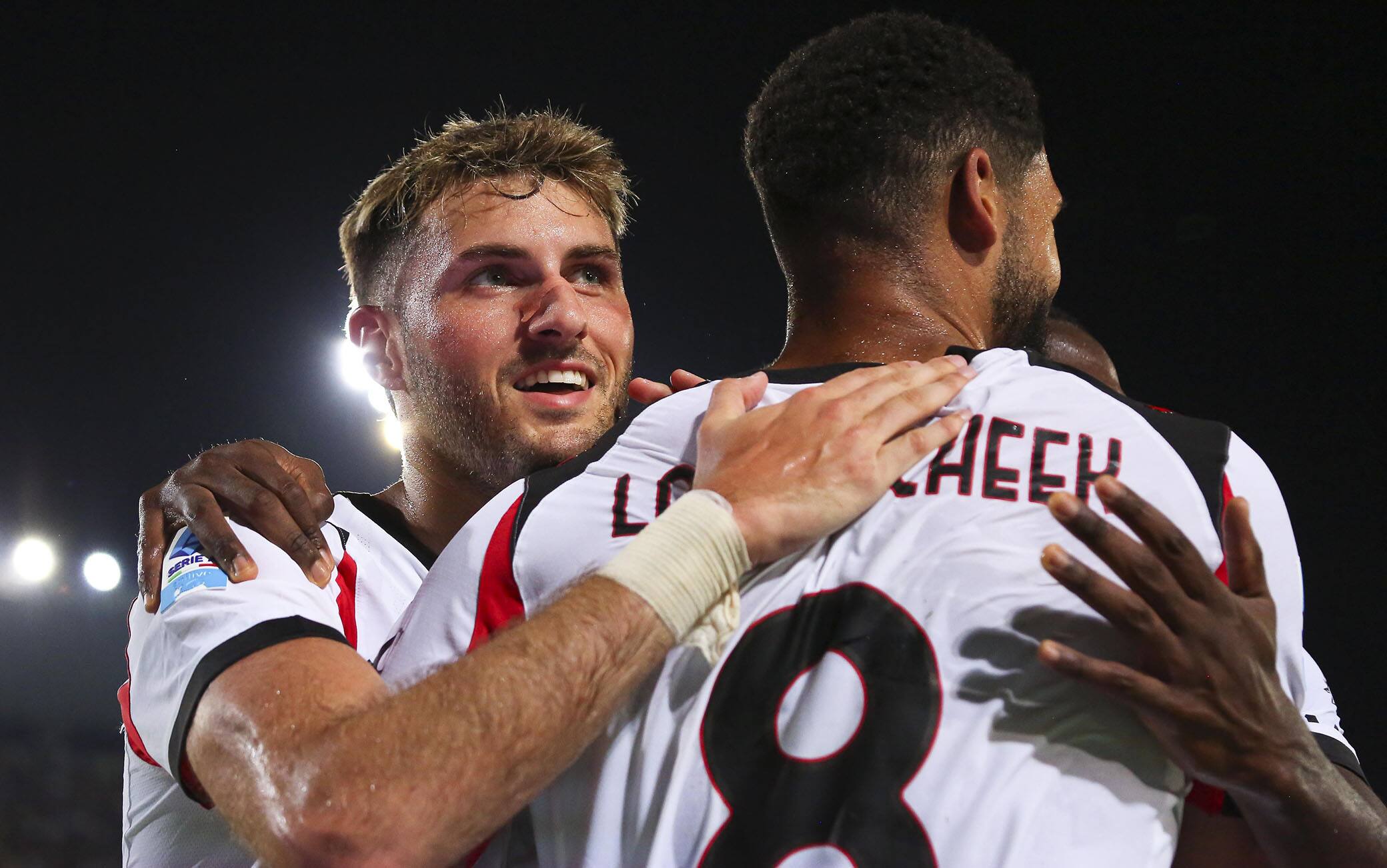 Milan, Gimenez e Loftus-Cheek si candidano per una maglia dal 1' contro l'Atalanta