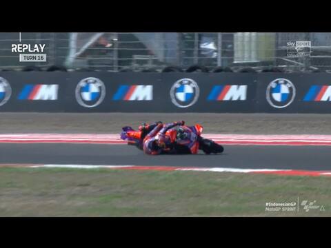 Martin, la caduta al 1° giro della Sprint Race del GP Indonesia. VIDEO ...