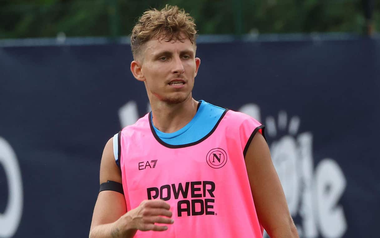 Napoli, salta la cessione di Jasper Lindstrom allo Schalke 04