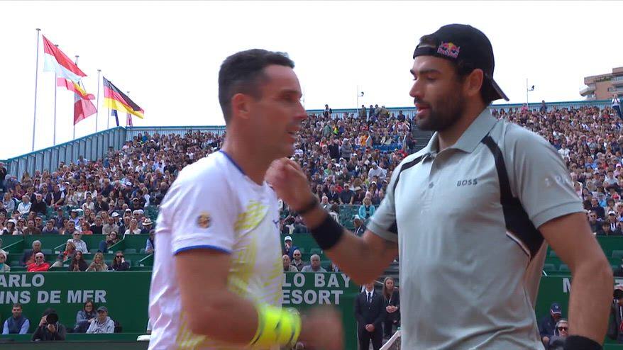 Monte-Carlo: Bautista Agut si ritira, Berrettini al 2° turno