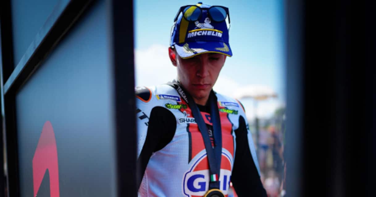 https://sport.sky.it/assets/images/efc586c6e1a71872e7e0a9dddffc66fefffa47f1/skysport/it/motori/motogp/video/2026/05/30/raul-fernandez-trackhouse-gp-mugello-sprint-intervista-video-1102003/raul_fernandez_triste_dorna_og.jpg?im=Resize,width=1218
