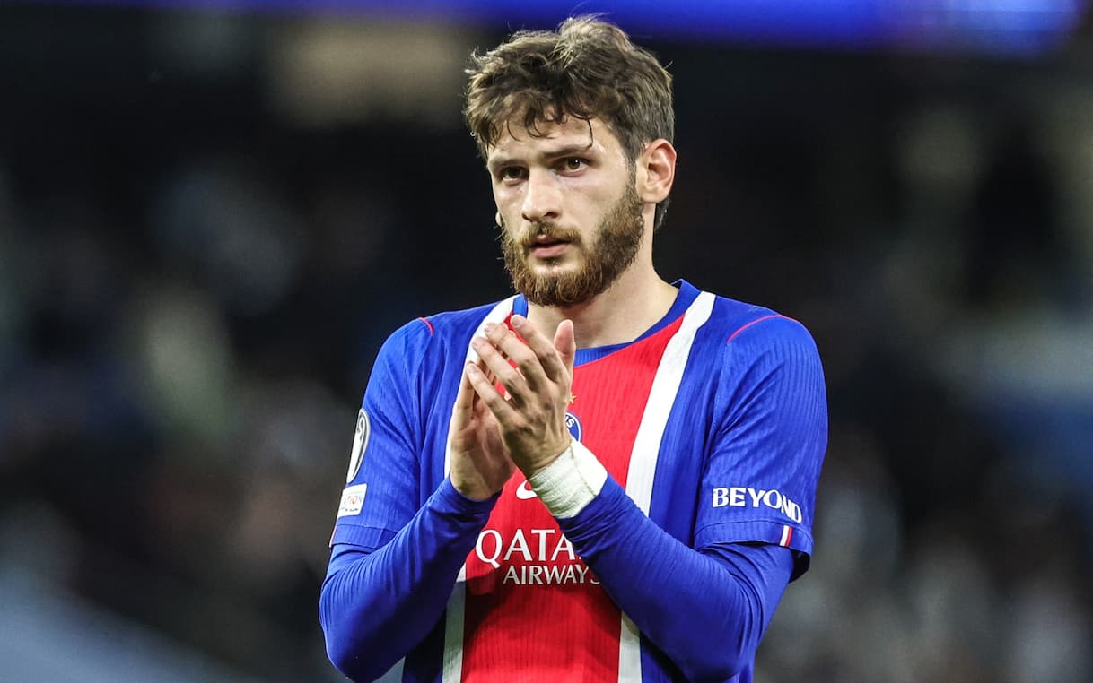 Khvicha Kvaratskhelia undergoes ACL surgery, PSG confirms