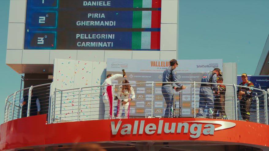Vicky Piria 2^ nel Gt Sprint a Vallelunga: il podio