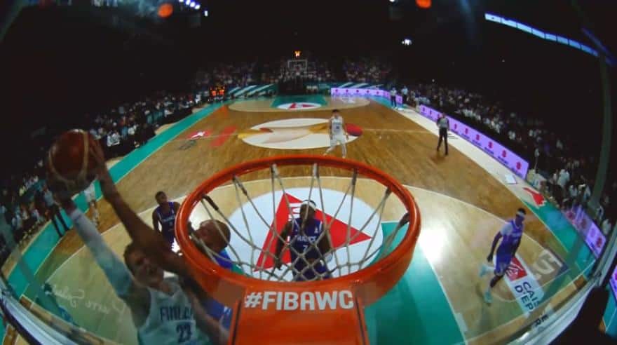 Gobert è muro: tremenda stoppata a Markkanen