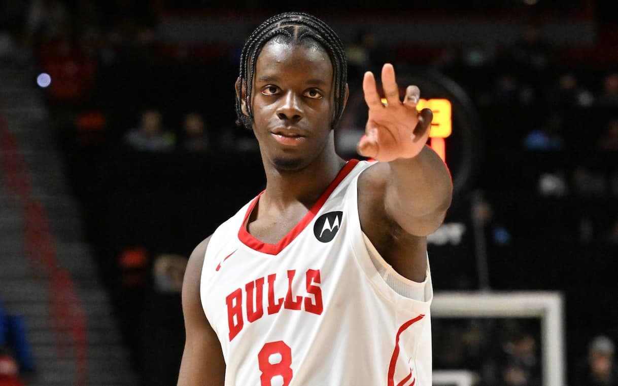 https://sport.sky.it/assets/images/f194cbbfb3a95f8adfd4dd2ec4642d9310273773/skysport/it/nba/video/2026/07/16/giuseppe-mangone-caleb-wilson-nba-summer-league-1112271/caleb_wilson_getty_1.jpg?im=Resize,width=1218