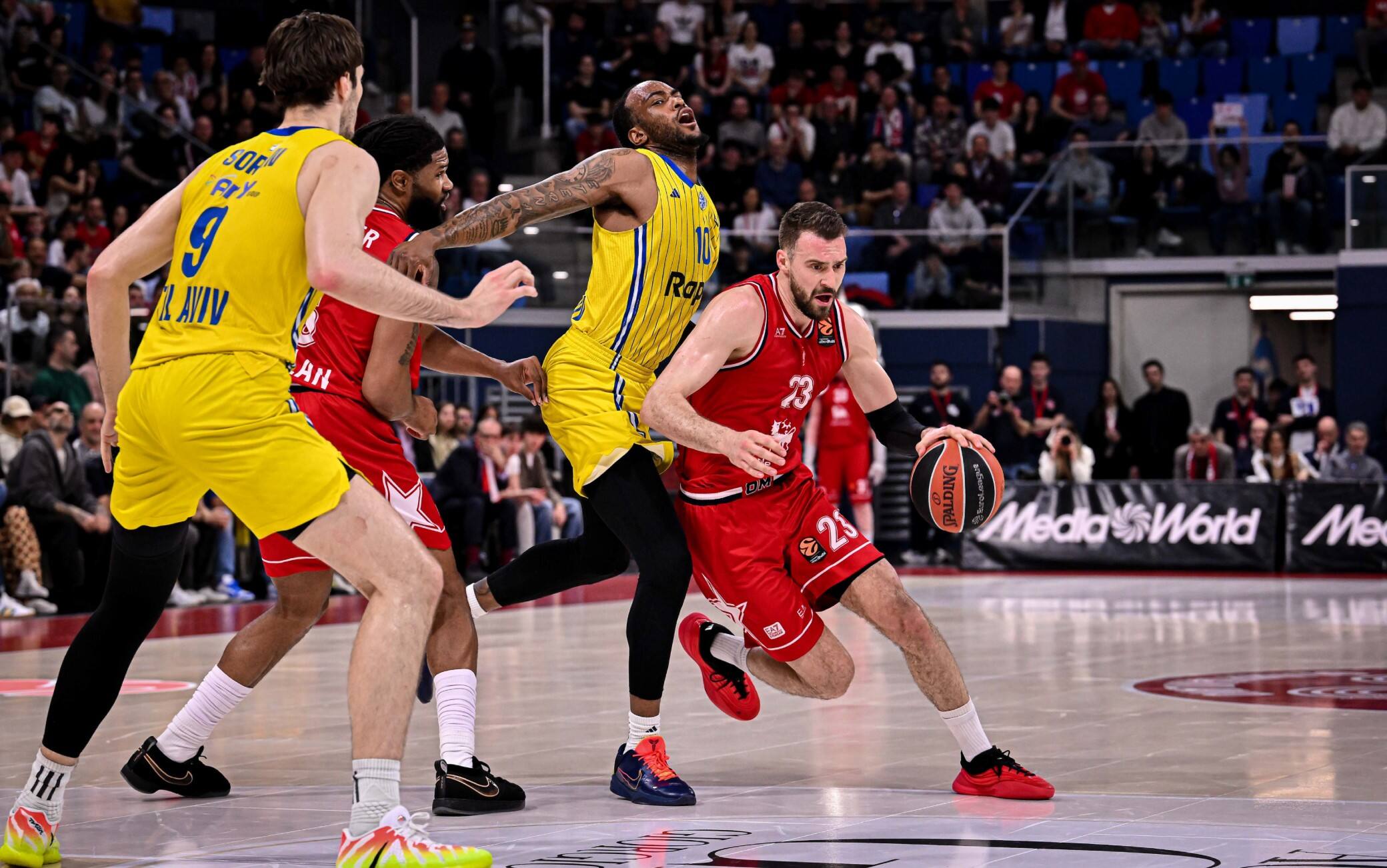 Traguardo storico per Marko Guduric: 3.000 punti in Eurolega. VIDEO