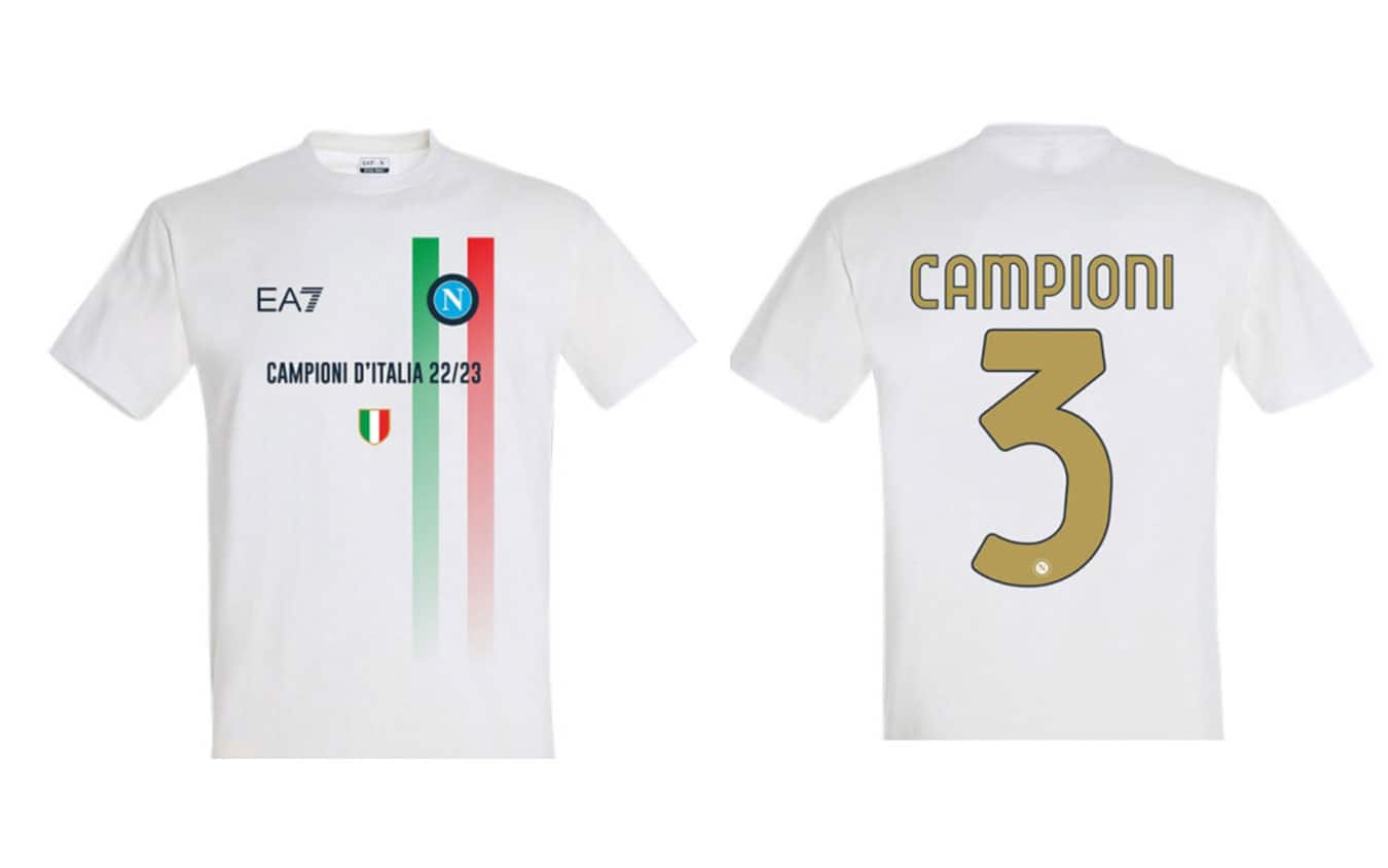 La maglia celebrativa dello scudetto del Napoli