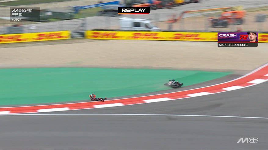 GP Austin, Bezzecchi cade in FP2 sotto gli occhi di Biaggi