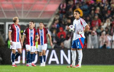 250606 Mateo Retegui of Italy looks dejected after 1-0 during the FIFA World Cup Qualifier football match between Norway and Italy on June 6, 2025 in Oslo. 
Photo: Vegard Grøtt / BILDBYRÅN / kod VG / VG0763
bbeng fotball football soccer fotboll fifa world cup qualifiers european qualifiers 2026 uefa world cup qualifiers vm-kvalifisering vm kvalik vm kval norge norway italy italia italien depp (Photo by VEGARD GRØTT/Bildbyran/Sipa USA)