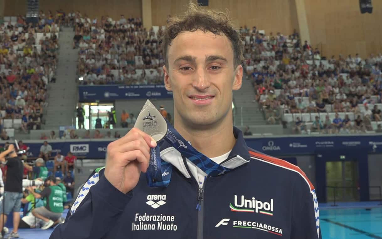 https://sport.sky.it/assets/images/f9d417e9a10369267ea3856b93c7fdc36a2abbe4/skysport/it/altri-sport/nuoto/video/2026/08/10/alberto-razzetti-argento-europei-nuoto-intervista-video-1117114/razzetti_argento.jpg?im=Resize,width=1218