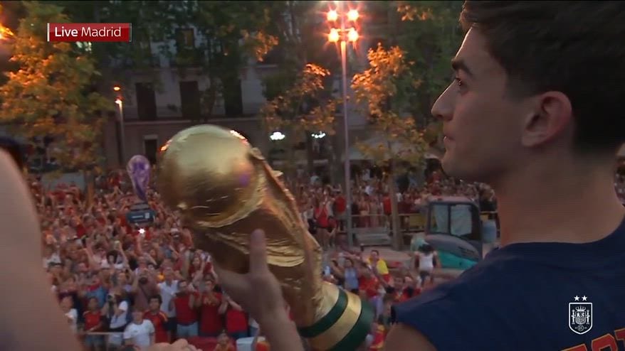 Spagna, la festa per la vittoria dei Mondiali a Madrid