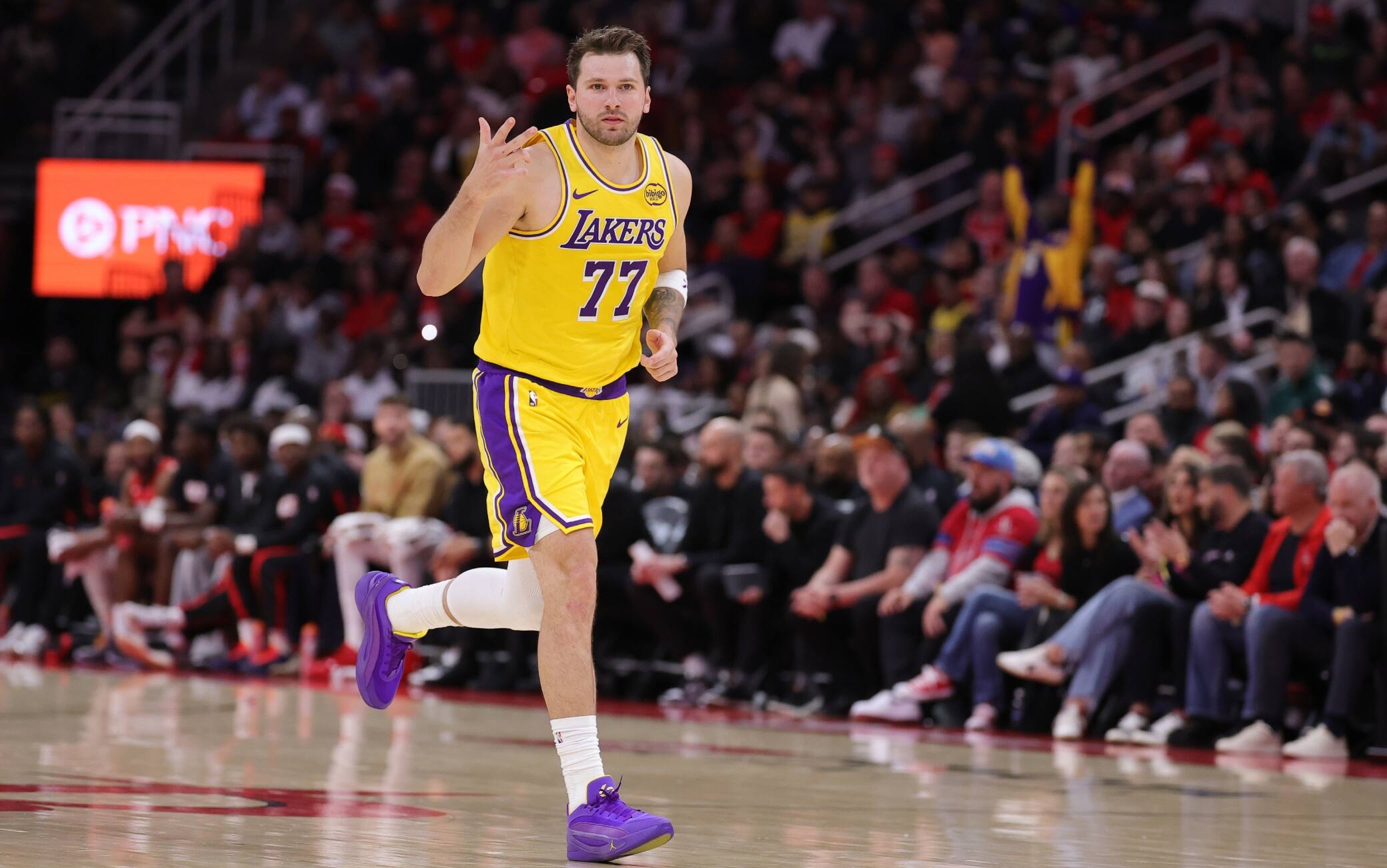 NBA, gare da 40 punti: tra i giocatori in attività solo i super veterani meglio di Doncic