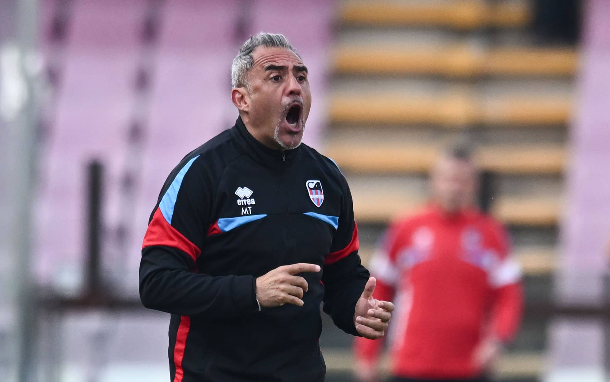 Catania, esonerato Domenico Toscano: a William Viali la panchina. Le news
